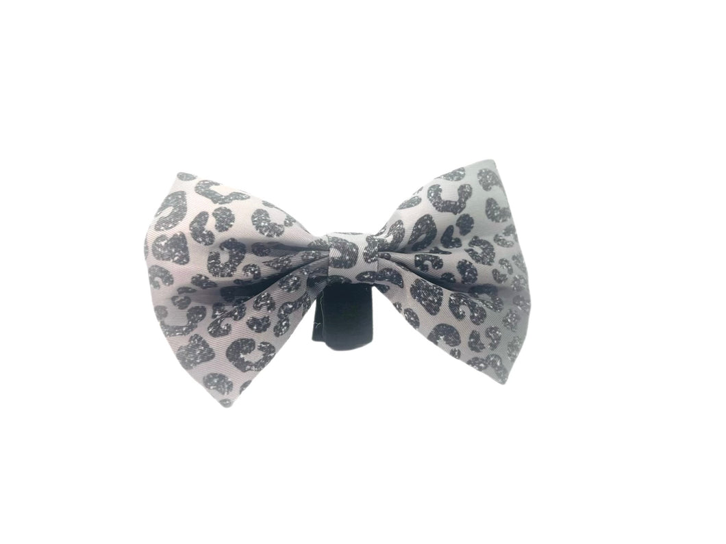 YOU’RE SO GLAM BOW TIE DOG CAT SILVER OMBRE